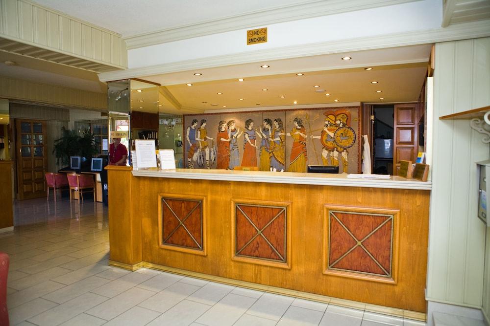 Christabelle Hotel Apartments アヤナパ エクステリア 写真