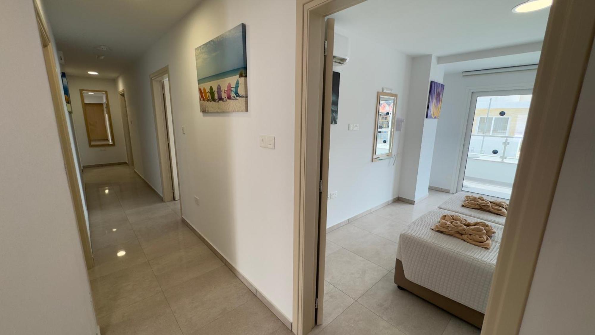 Christabelle Hotel Apartments アヤナパ エクステリア 写真