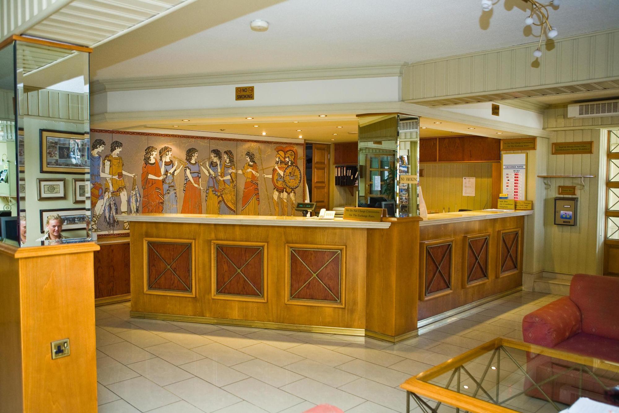Christabelle Hotel Apartments アヤナパ エクステリア 写真