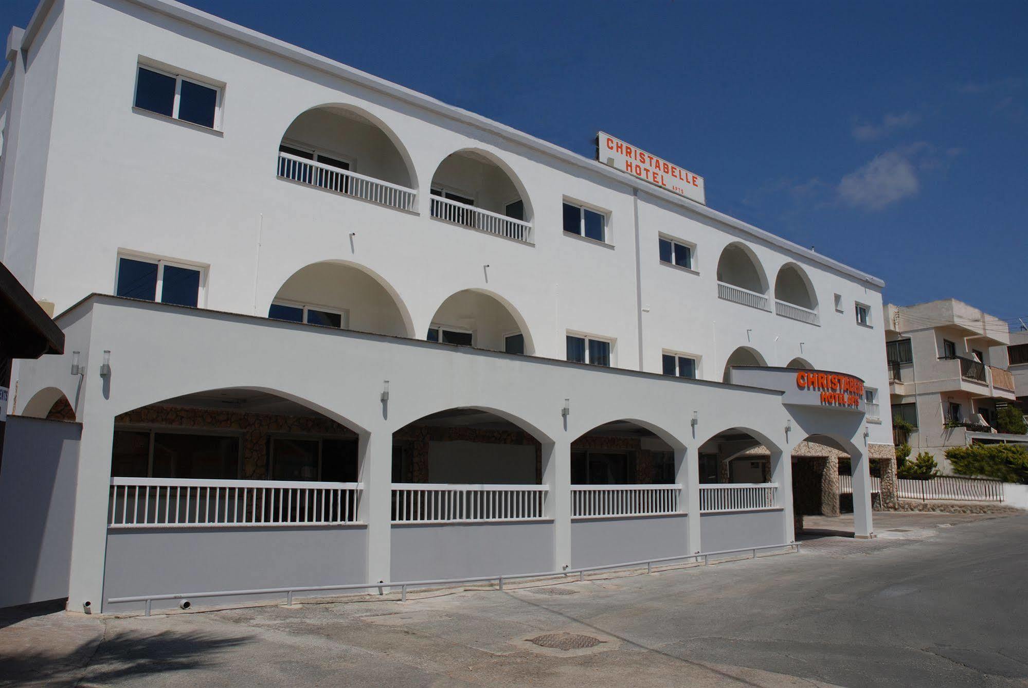 Christabelle Hotel Apartments アヤナパ エクステリア 写真